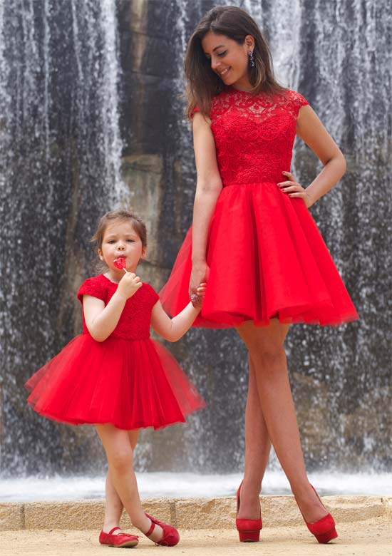 Oops thousand Apple Inspiração: vestidos de mãe e filha | CUSTOMIZANDO.NET - Blog de  customização de roupas, moda, decoração e artesanato por Mariely Del Rey